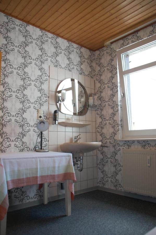 Hotel Pension Frankfurter Hof Homberg  ภายนอก รูปภาพ
