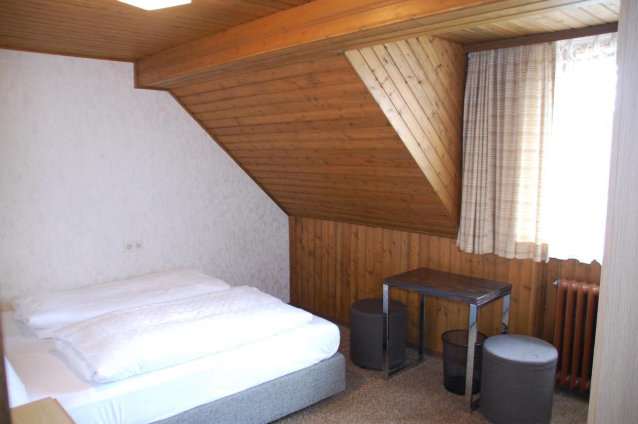 Hotel Pension Frankfurter Hof Homberg  ภายนอก รูปภาพ