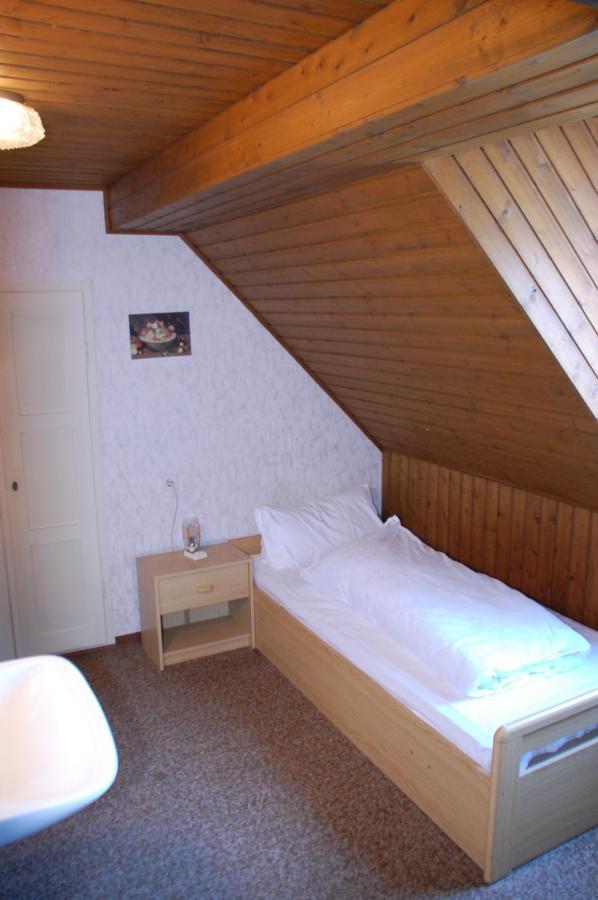 Hotel Pension Frankfurter Hof Homberg  ภายนอก รูปภาพ